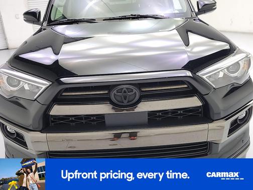 Blue 2014 Toyota Highlander XLE