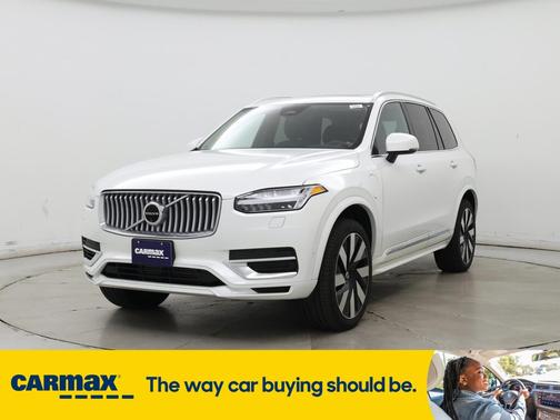 2024 Volvo XC90 Recharge Plug-In Hybrid T8 Plus Bright Theme