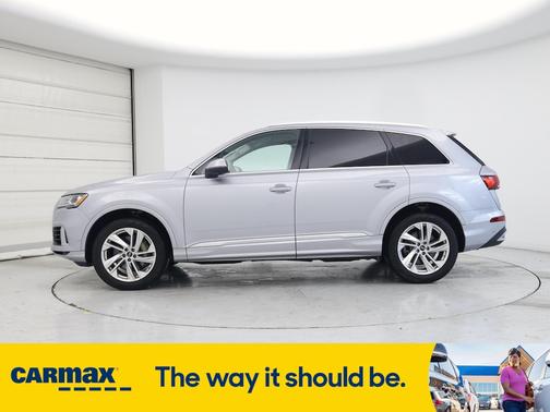 2022 Audi Q7 Premium Plus