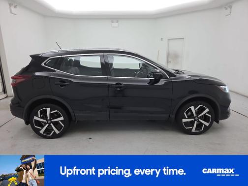 Black 2022 Nissan Rogue Sport SL