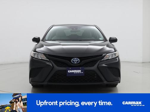Black 2019 Toyota Camry Hybrid SE