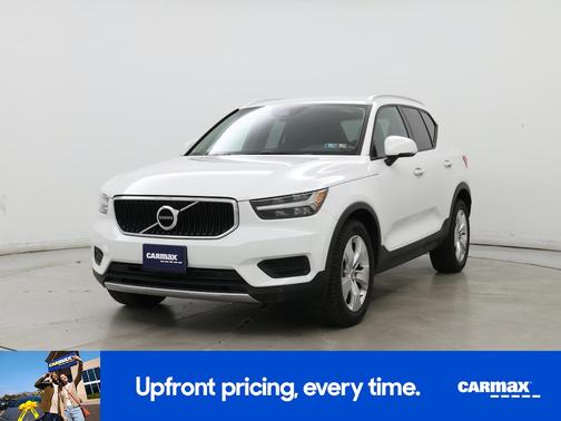 2020 Volvo XC40 T5 Momentum