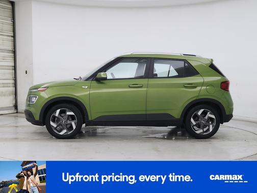 2022 Hyundai VENUE SEL