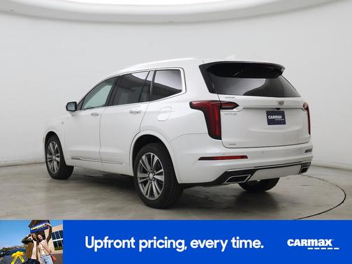 White 2021 Cadillac XT6 Premium Luxury
