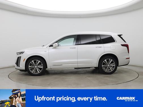 White 2021 Cadillac XT6 Premium Luxury