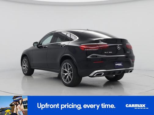 Black 2022 Mercedes-Benz GLC 300