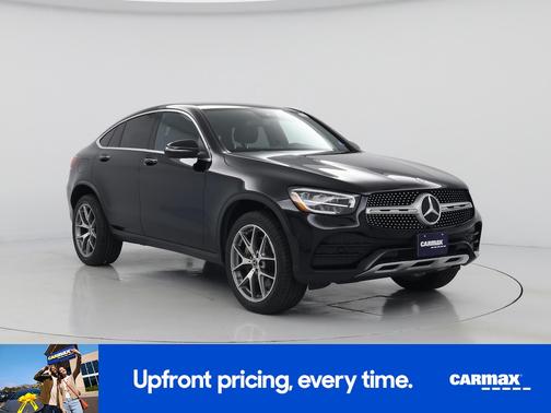 Black 2022 Mercedes-Benz GLC 300
