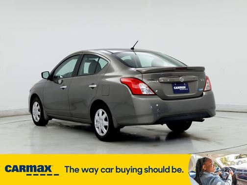 2015 Nissan Versa SV