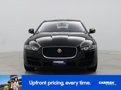 2017 Jaguar XE Prestige