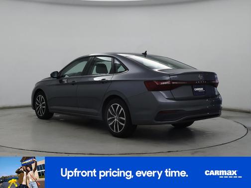 2025 Volkswagen Jetta SE