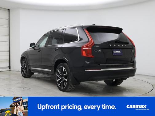 2023 Volvo XC90 B6 Plus