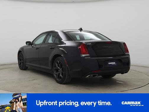 2022 Chrysler 300 Touring