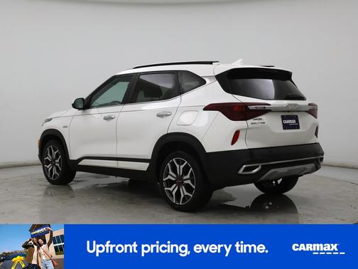 White 2022 Kia Seltos SX