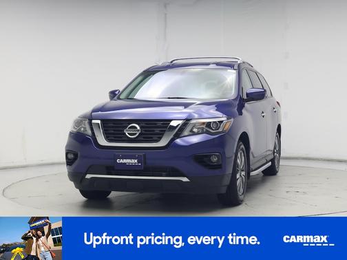 2020 Nissan Pathfinder SV