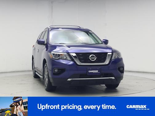 2020 Nissan Pathfinder SV