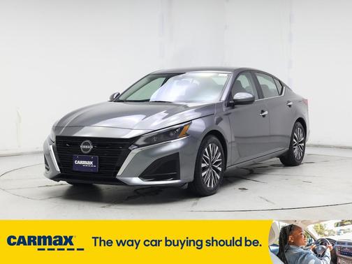 2023 Nissan Altima SV