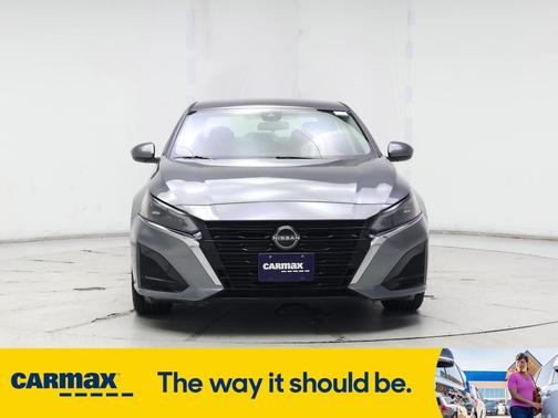 2023 Nissan Altima SV