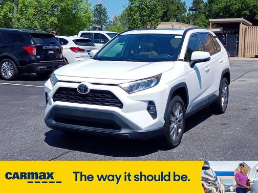 2020 Toyota RAV4 XLE Premium
