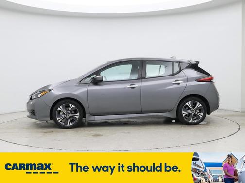 2022 Nissan Leaf SV