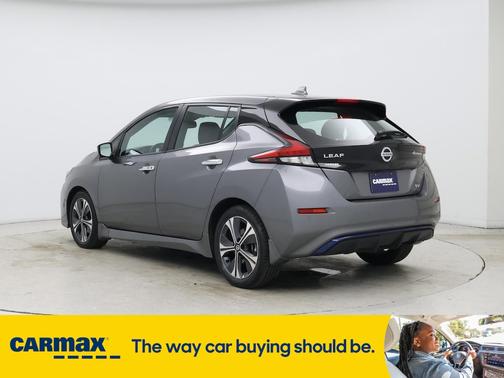 2022 Nissan Leaf SV