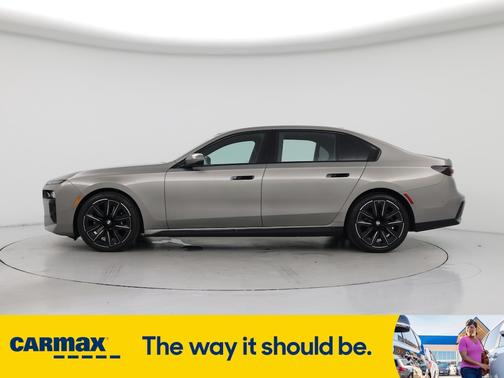 2023 BMW 740 I