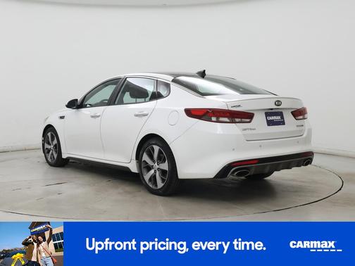 White 2016 Kia Optima SX