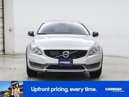 2016 Volvo V60 Cross Country T5