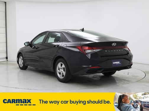 2021 Hyundai ELANTRA SE