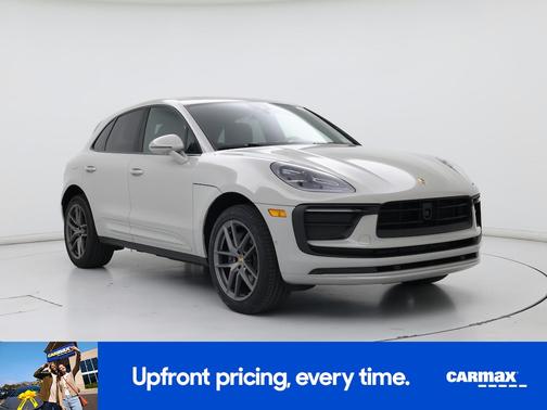 2023 Porsche Macan T