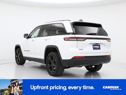 White 2023 Jeep Grand Cherokee Altitude