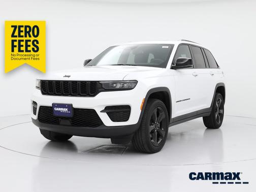 White 2023 Jeep Grand Cherokee Altitude