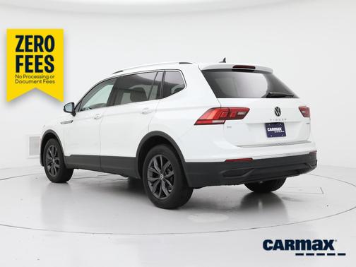 White 2022 Volkswagen Tiguan SE
