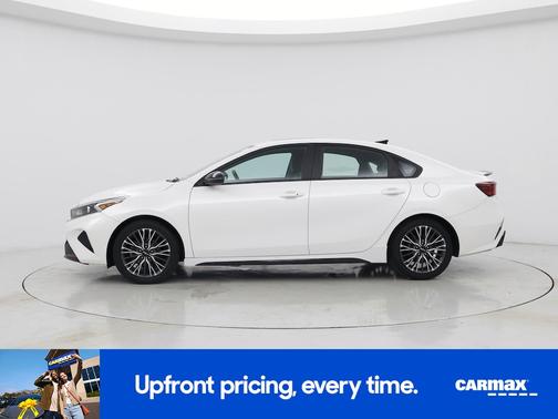 White 2023 Kia Forte GT-Line