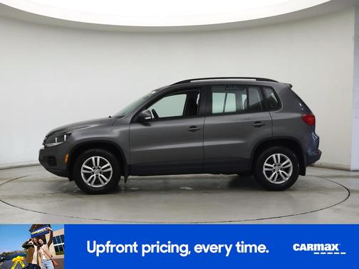 Gray 2015 Volkswagen Tiguan SE