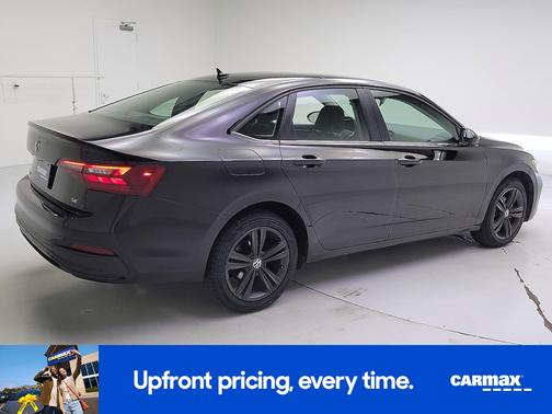 Black 2024 Volkswagen Jetta SE
