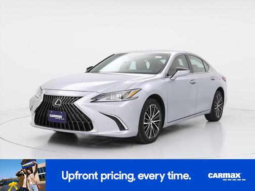 Silver 2024 Lexus ES 250