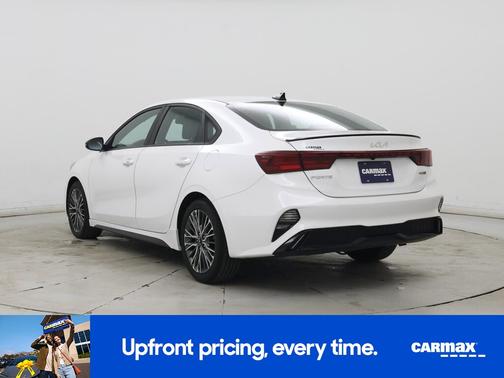 White 2022 Kia Forte GT-Line
