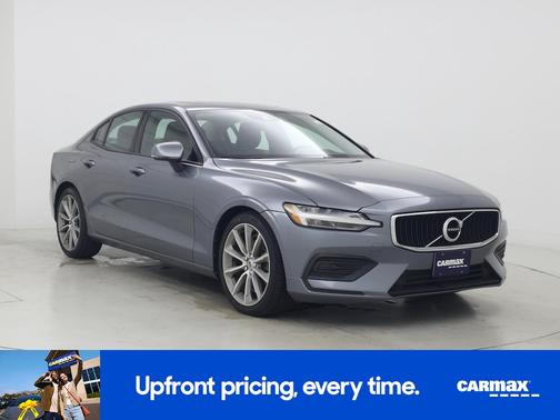2019 Volvo S60 T6 Momentum