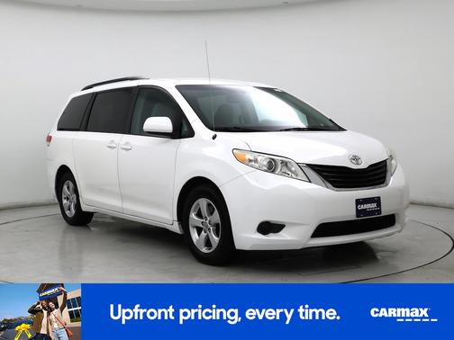 2014 Toyota Sienna LE