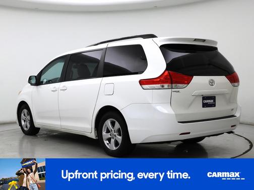 2014 Toyota Sienna LE