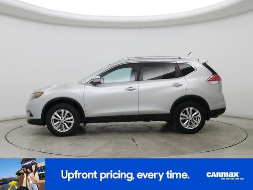 Silver 2016 Nissan Rogue SV