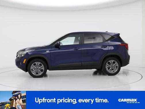 Blue 2025 Kia Seltos LX