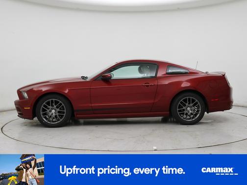 Red 2014 Ford Mustang