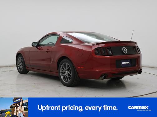Red 2014 Ford Mustang