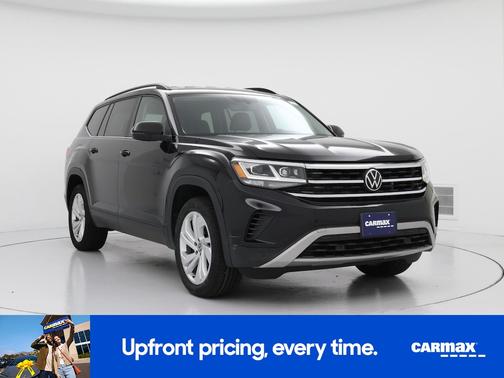 Black 2023 Volkswagen Atlas SE w/Tech