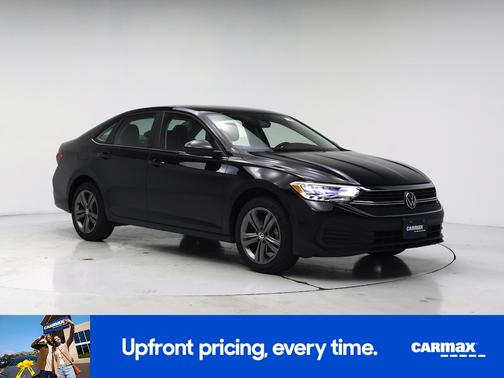 Black 2024 Volkswagen Jetta SE