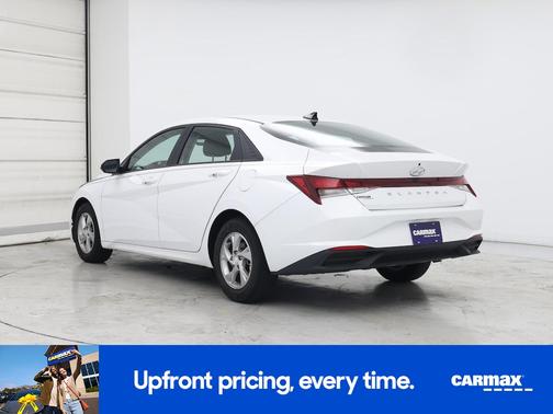 2021 Hyundai ELANTRA SE