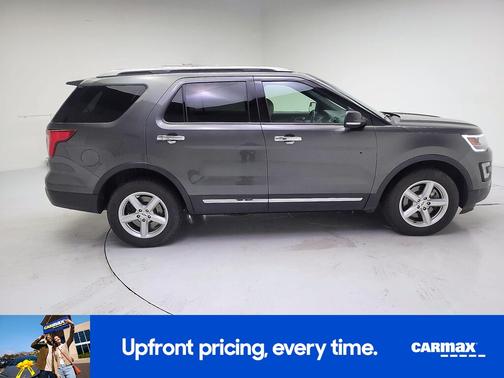 Gray 2017 Ford Explorer XLT