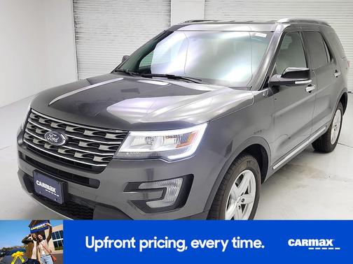 Gray 2017 Ford Explorer XLT