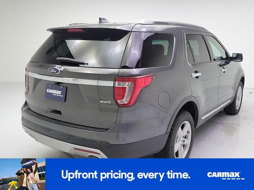 Gray 2017 Ford Explorer XLT